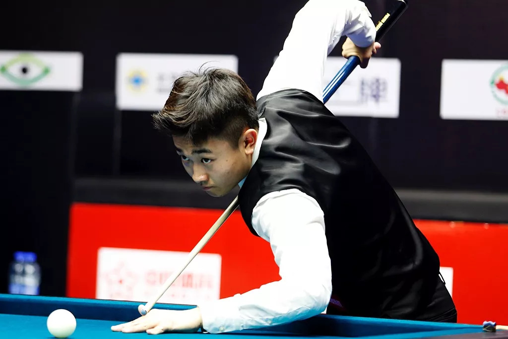 在两名追赶 在两名追赶