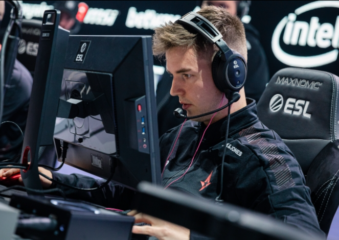 着不变的想 着不变的想