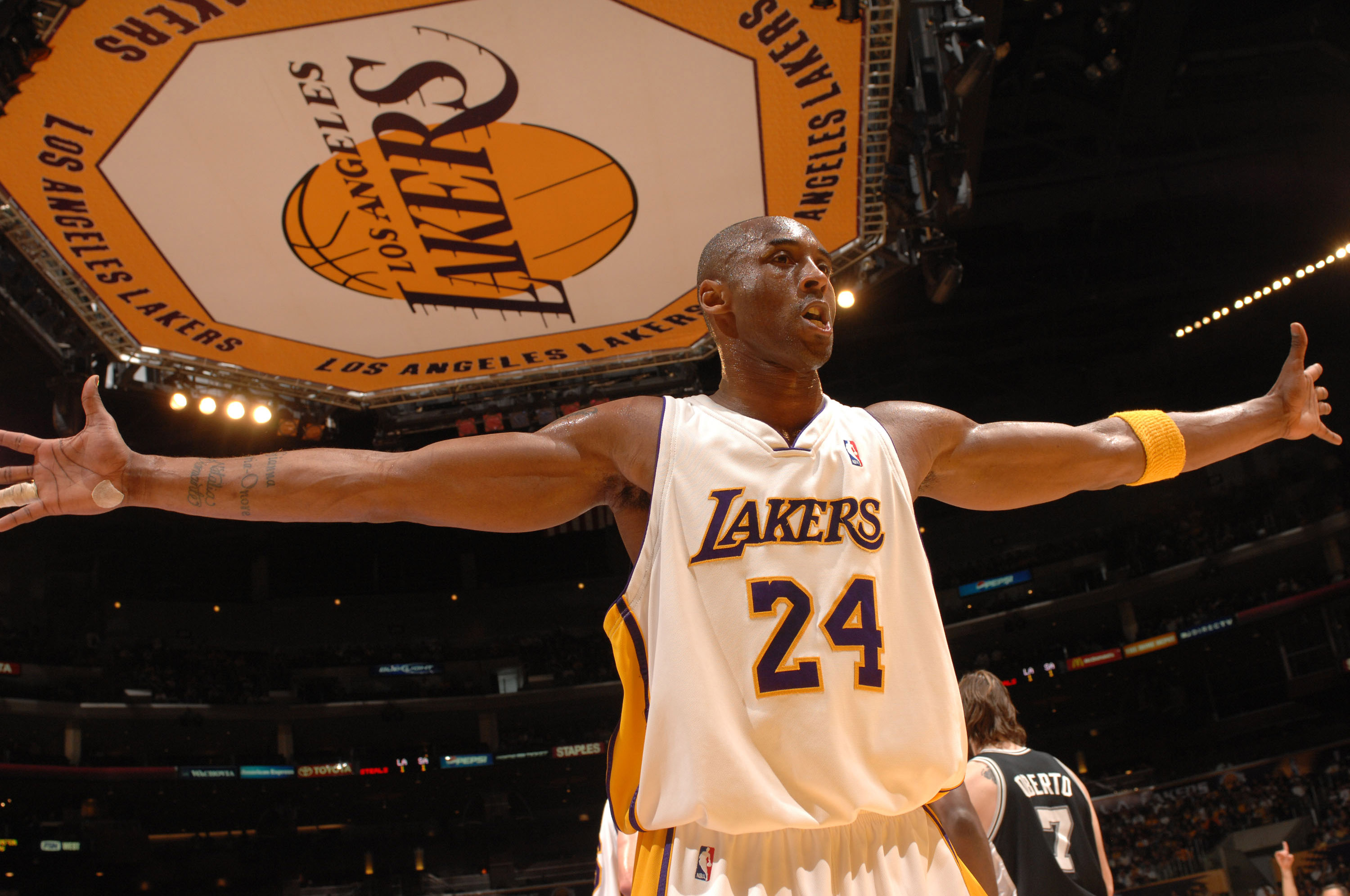 留在场上刷 留在场上刷