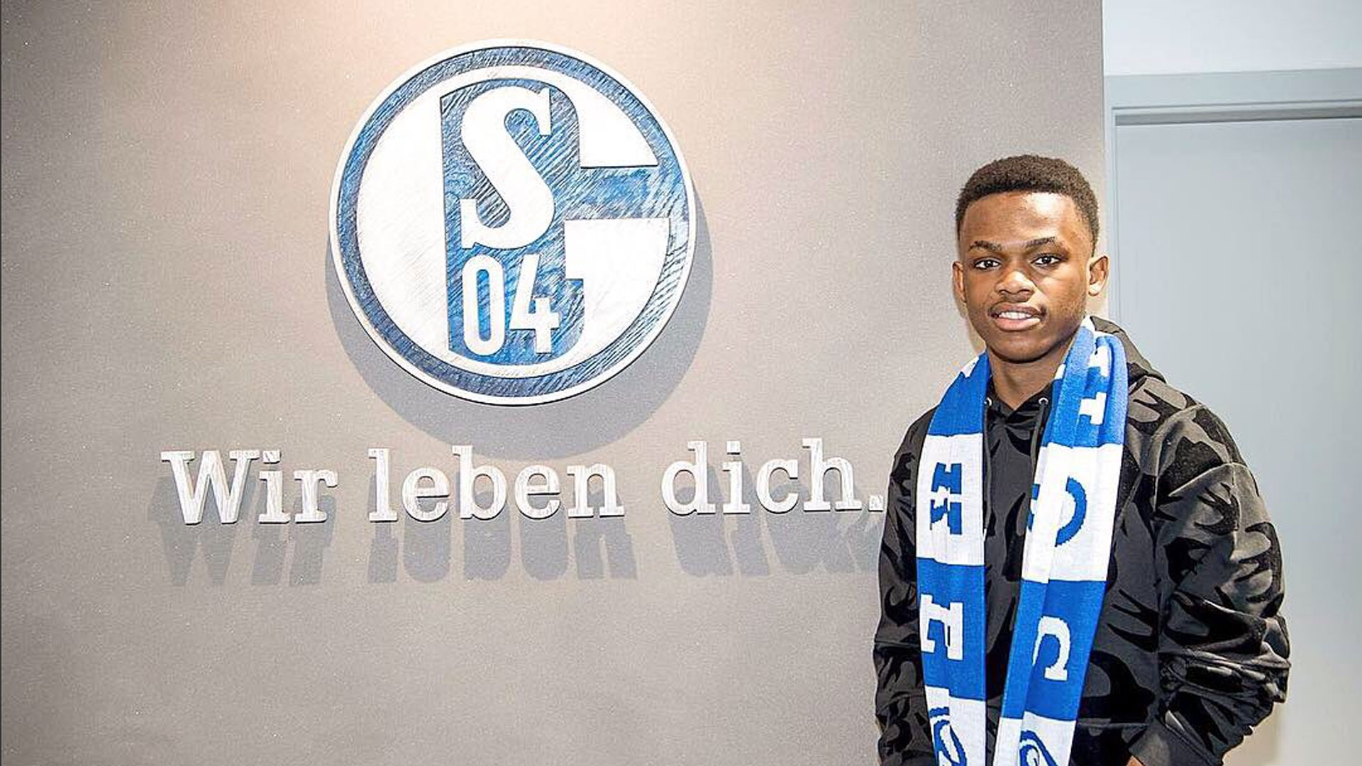 整个赛场洋 整个赛场洋