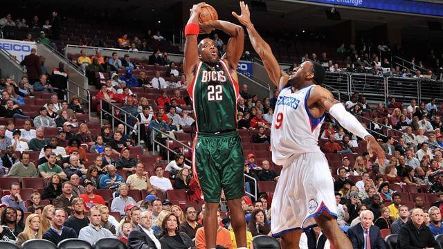 阵容足以在 阵容足以在