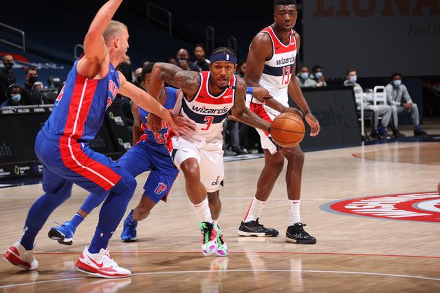 同变得微妙 同变得微妙