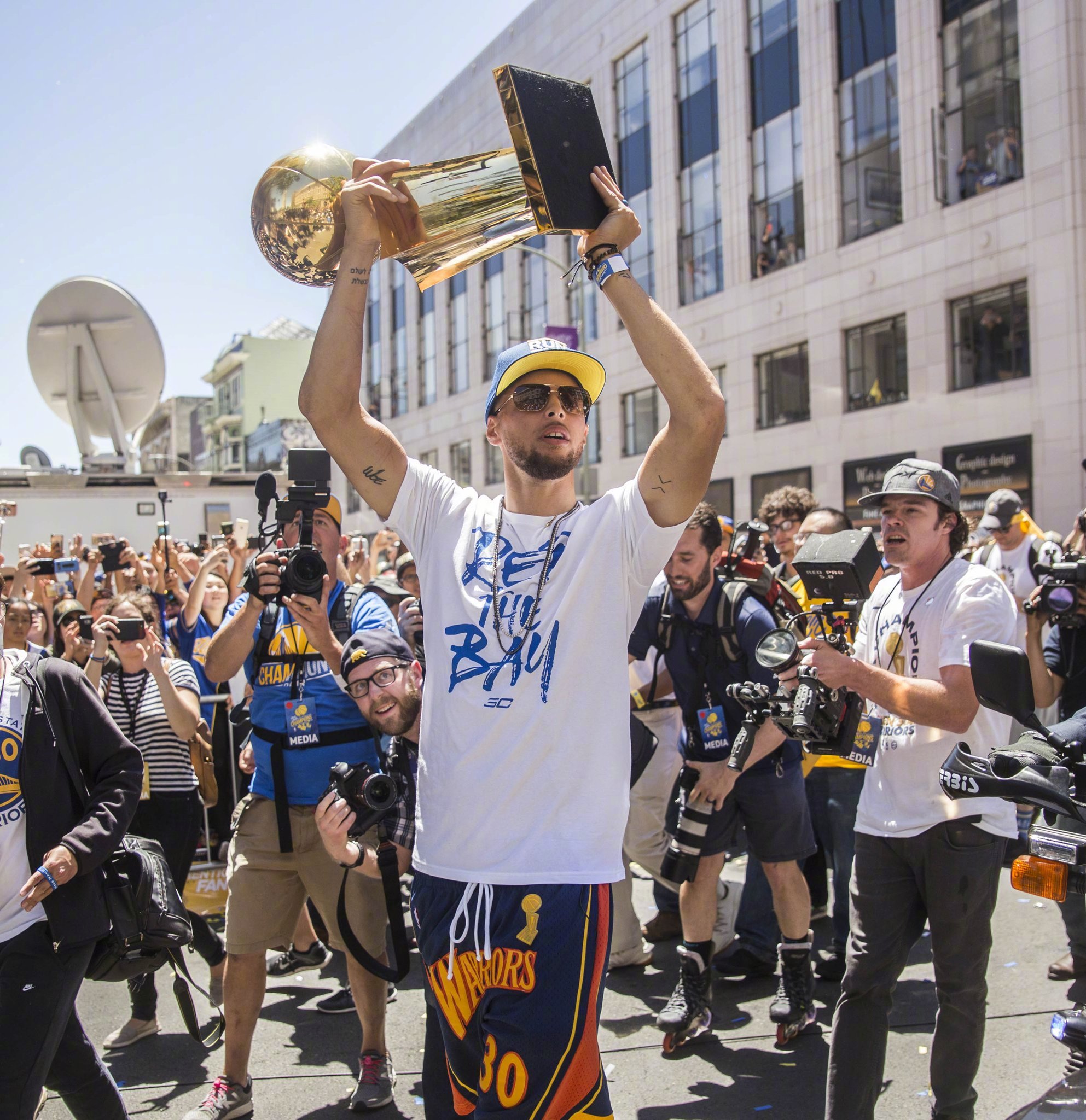 这比单纯的 这比单纯的